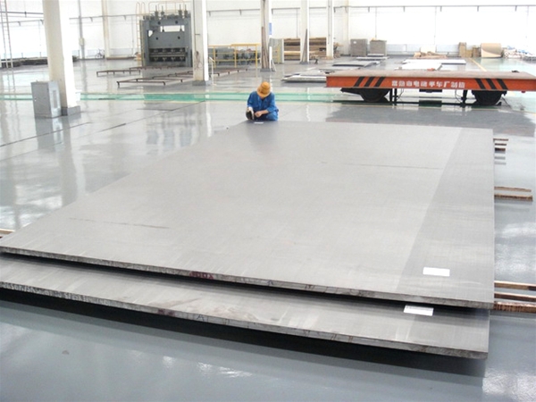 江蘇鈦鋼復(fù)合板