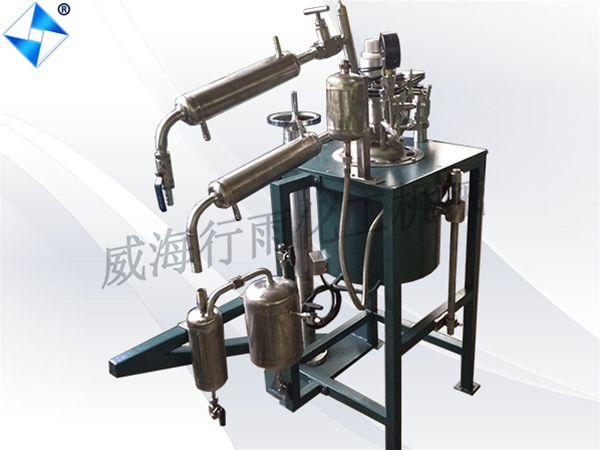 江蘇釜體可下降型酯化縮聚反應(yīng)釜